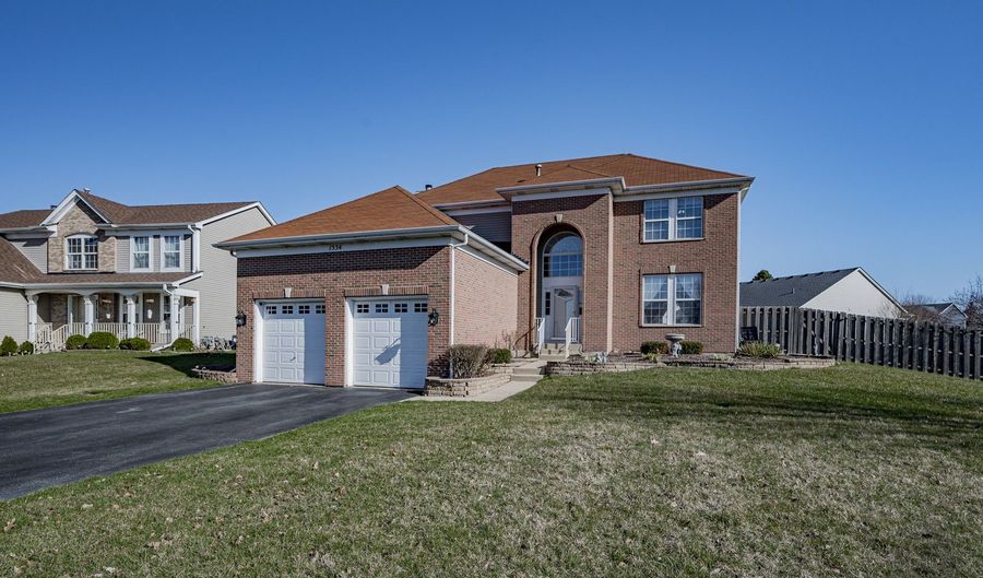 1534 Apple Valley Rd, Bolingbrook, IL 60490 - 4 Beds, 3 Bath