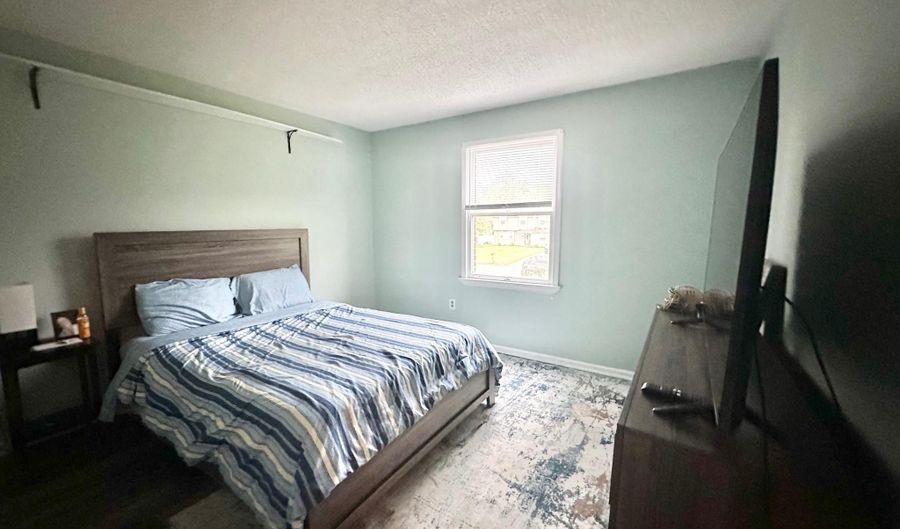 2315 ILENE Ln, Atco, NJ 08004 - 5 Beds, 2 Bath