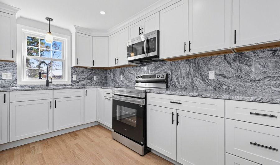 90 Battle St, Bristol, CT 06010 - 4 Beds, 3 Bath