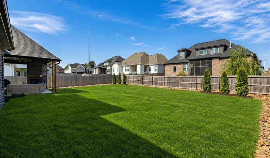 5910 SW Dryden Rd, Bentonville, AR 72713 - 4 Beds, 4 Bath