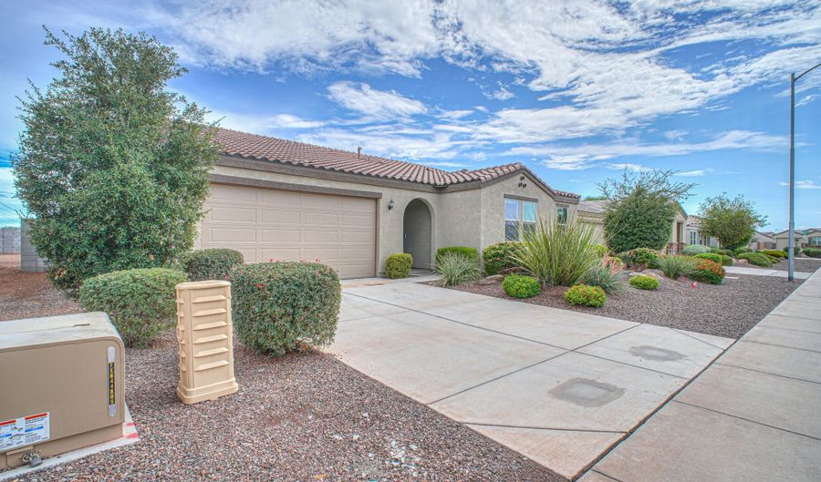 1477 E Fleet Pl, Casa Grande, AZ 85122 - 3 Beds, 2 Bath