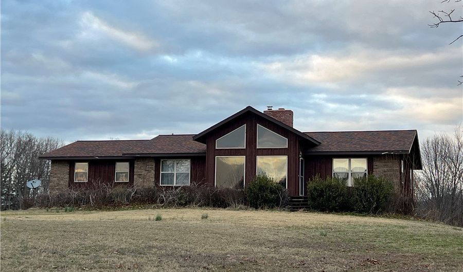 1426 CR 921, Alpena, AR 72611 - 4 Beds, 3 Bath