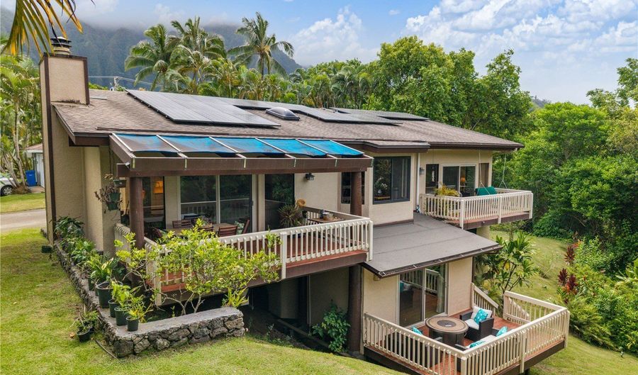 46-393 Nahewai St, Kaneohe, HI 96744 - 3 Beds, 3 Bath