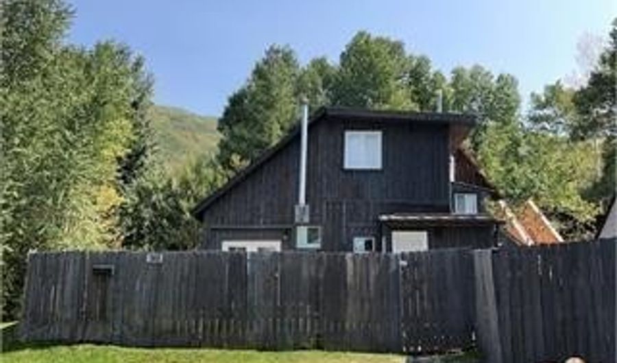560 Spruce St, Aspen, CO 81611 - 5 Beds, 5 Bath