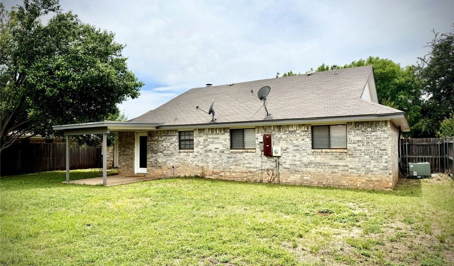4333 Bluebonnet Ct, Abilene, TX 79606 - 3 Beds, 2 Bath