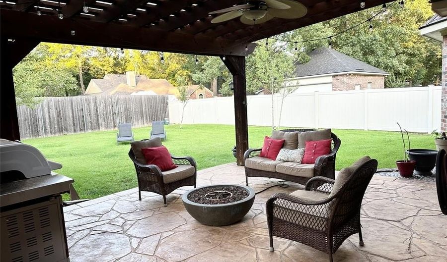 205 Old Palmetto Rd, Benton, LA 71006 - 4 Beds, 4 Bath