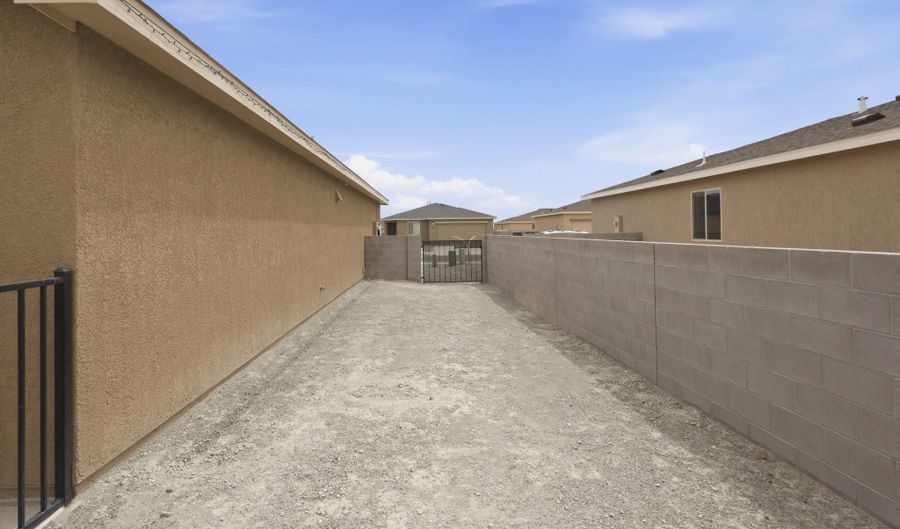 2506 Calle Del Los Claveles, Belen, NM 87002 - 4 Beds, 2 Bath