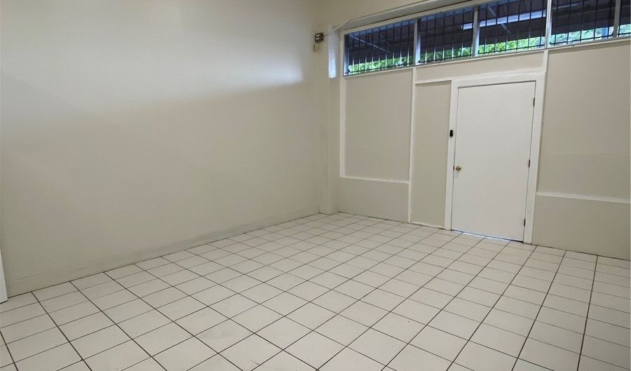 844 N King St, Honolulu, HI 96817 - 2 Beds, 1 Bath