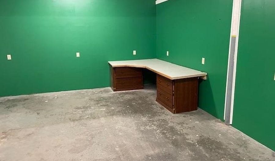 464 Putney Rd, Brattleboro, VT 05301 - 0 Beds, 0 Bath