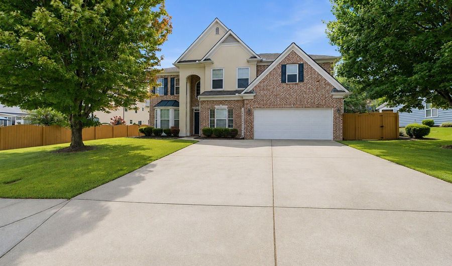 752 Key Largo Pointe, Auburn, GA 30011 - 4 Beds, 4 Bath