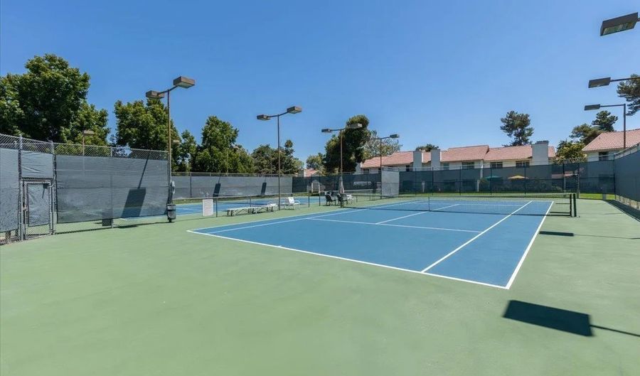 6502 Via Ostra, Carlsbad, CA 92009 - 3 Beds, 3 Bath