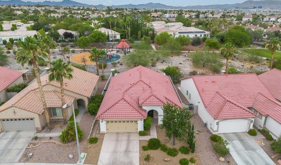 3027 Panorama Ridge Dr, Henderson, NV 89052 - 2 Beds, 2 Bath