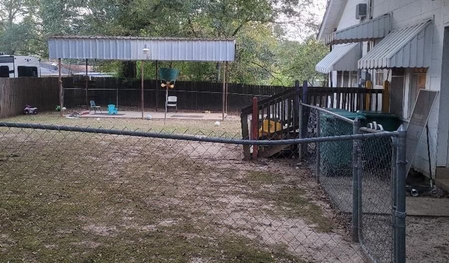 205 HALL St, Bastrop, LA 71220 - 0 Beds, 0 Bath