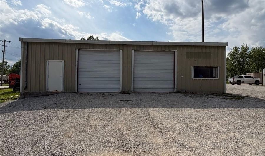410 S Main St, Archie, MO 64725 - 0 Beds, 0 Bath