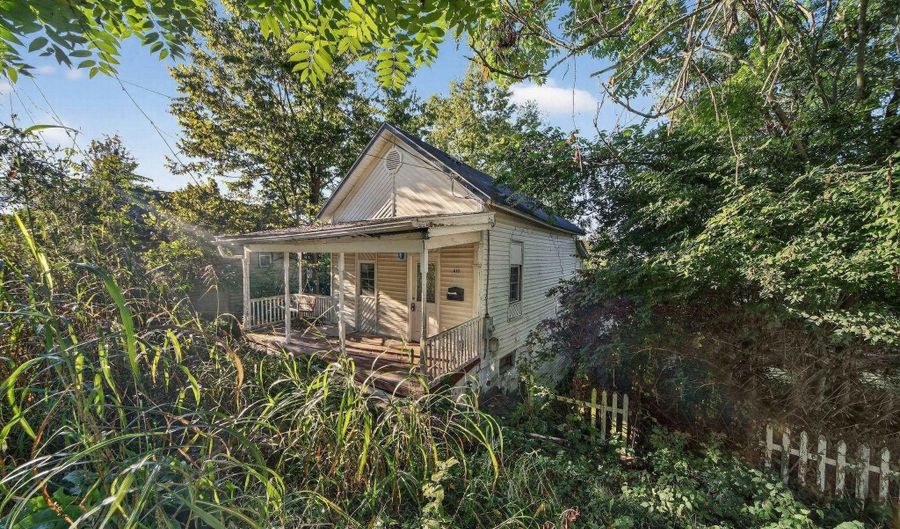419 Sunnyside Ave, Aurora, IN 47001 - 1 Beds, 1 Bath