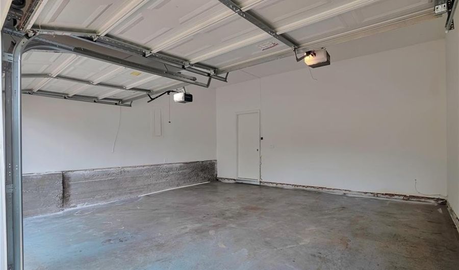 2496 Wild Springs Ct, Decatur, GA 30034 - 5 Beds, 3 Bath
