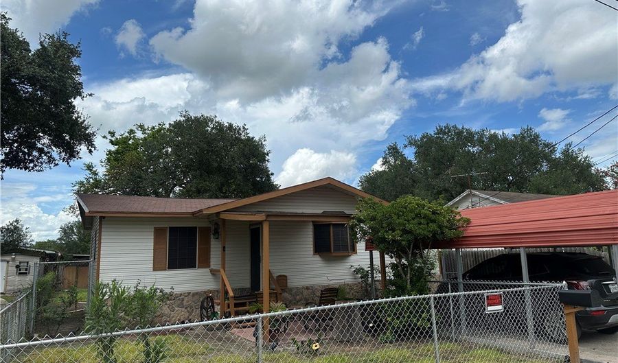 1411 Consuelo St, Alice, TX 78332 - 3 Beds, 1 Bath