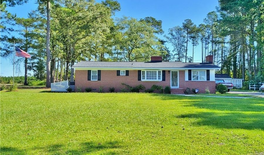 10229 NC HWY 210 Hwy, Autryville, NC 28318 - 3 Beds, 2 Bath