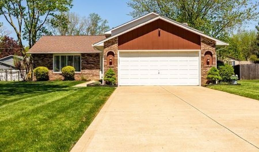 214 Rustic Hill Ln, Amherst, OH 44001 - 3 Beds, 2 Bath