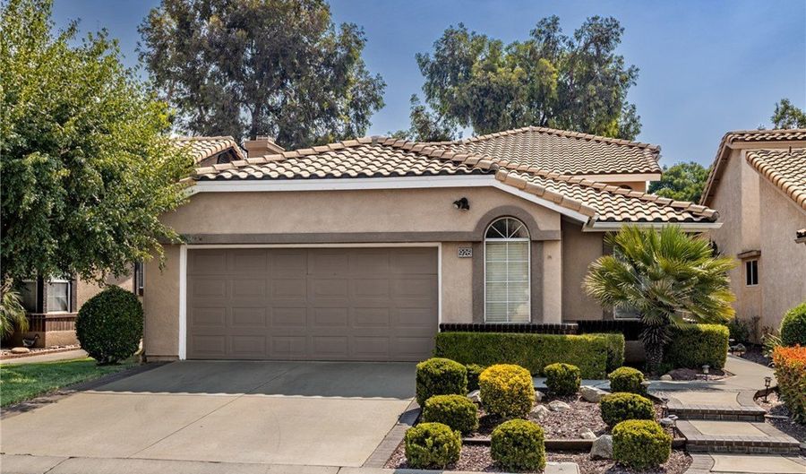 926 Olympic Ave, Banning, CA 92220 - 2 Beds, 3 Bath