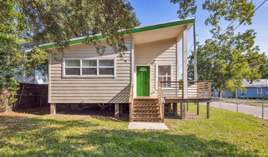 512 Peyton Dr, Biloxi, MS 39530 - 2 Beds, 1 Bath