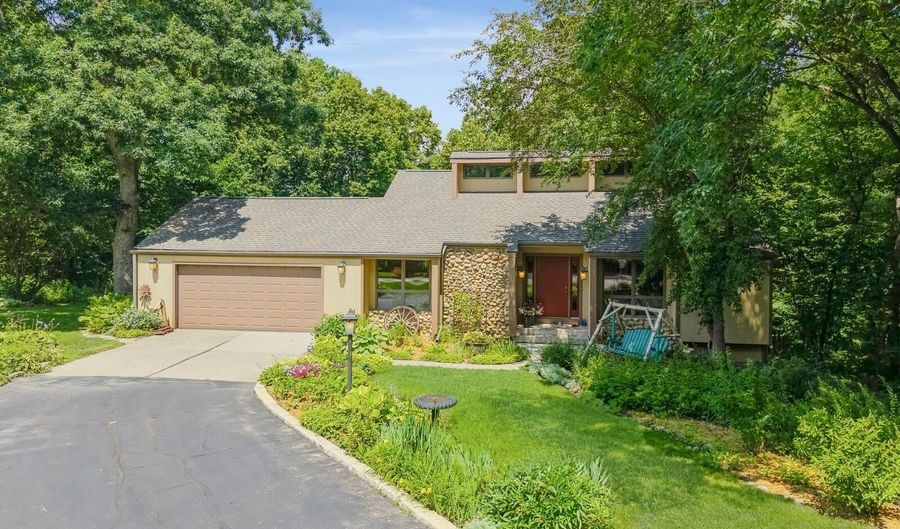 5007 Skycrest Dr, Ames, IA 50010 - 3 Beds, 3 Bath