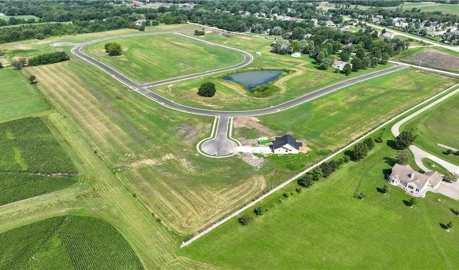 Lot 14 Wagon Road, Baldwin City, KS 66006 - 0 Beds, 0 Bath