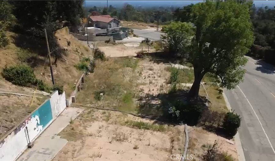 1369 E Loma Alta, Altadena, CA 91001 - 0 Beds, 0 Bath