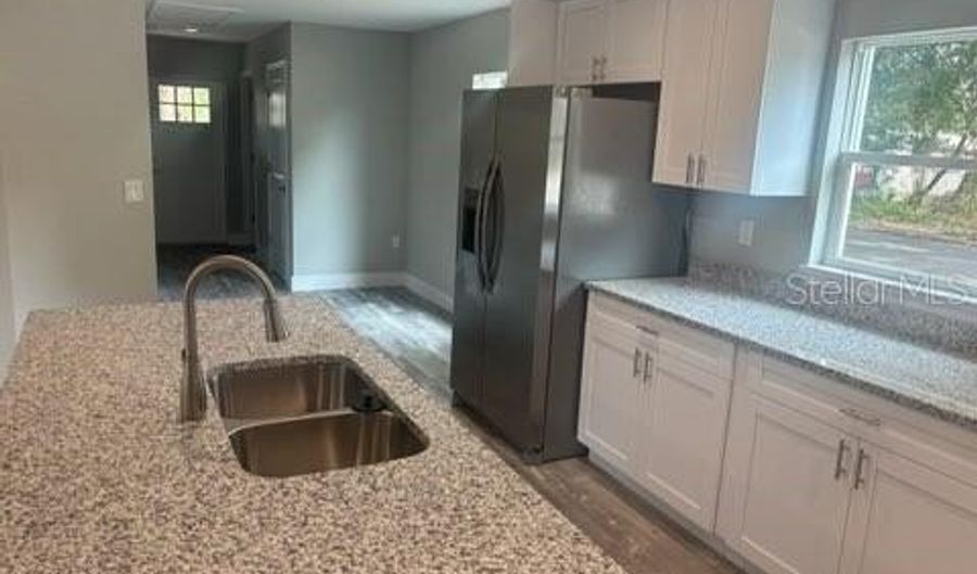 420 S 9TH Ave, Bartow, FL 33830 - 3 Beds, 2 Bath
