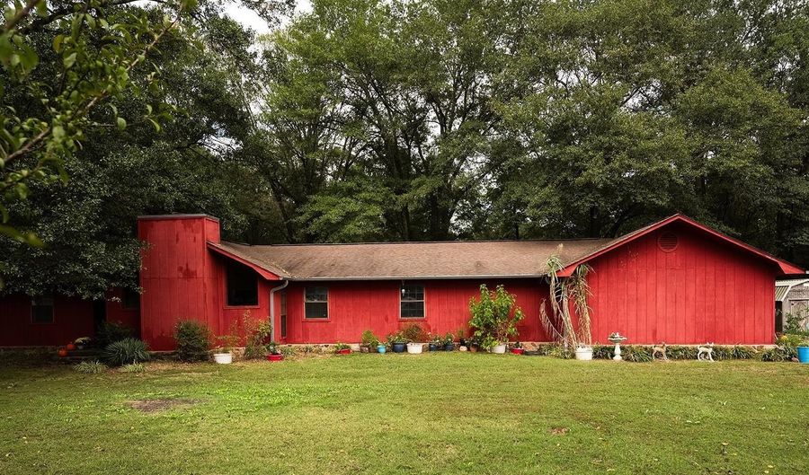 652 Wagon Train Rd Rd, Beebe, AR 72012 - 3 Beds, 2 Bath