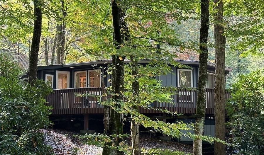 253 River Road 1, Banner Elk, NC 28604 - 2 Beds, 2 Bath