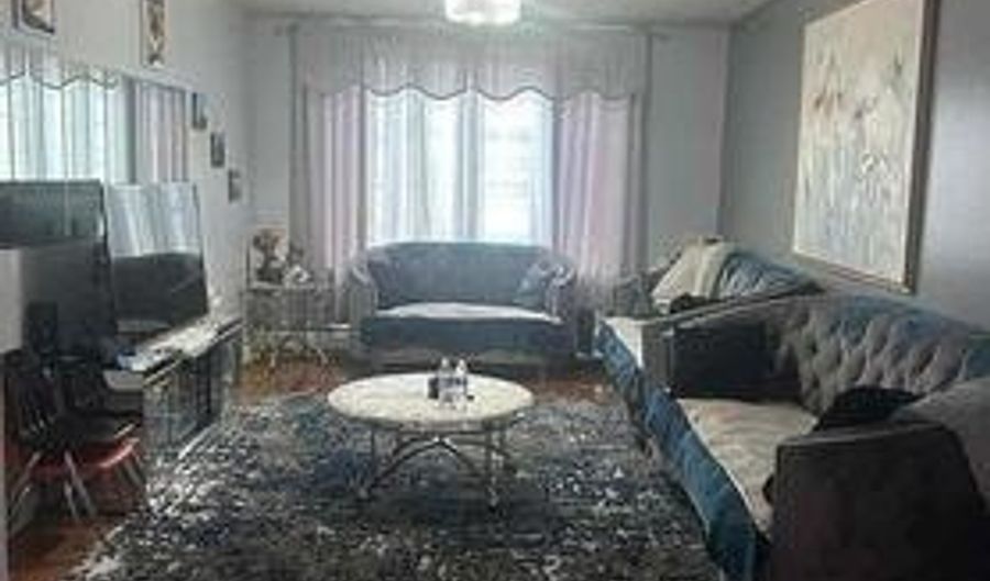 22 E 29TH St, Bayonne, NJ 07002 - 3 Beds, 1 Bath