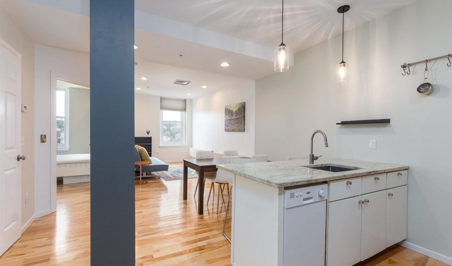 131 Main St 707, Burlington, VT 05401 - 1 Beds, 1 Bath