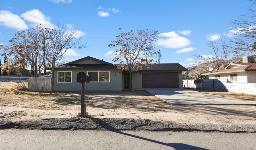 7130 Sage Ave, Yucca Valley, CA 92284 - 2 Beds, 2 Bath