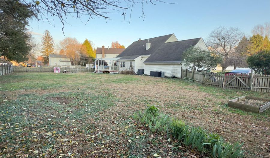 211 EAGLE VIEW Ln, Camden Wyoming, DE 19934 - 4 Beds, 2 Bath