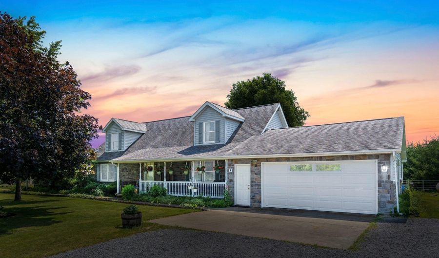 3100 N 350, Albion, IN 46701 - 4 Beds, 4 Bath