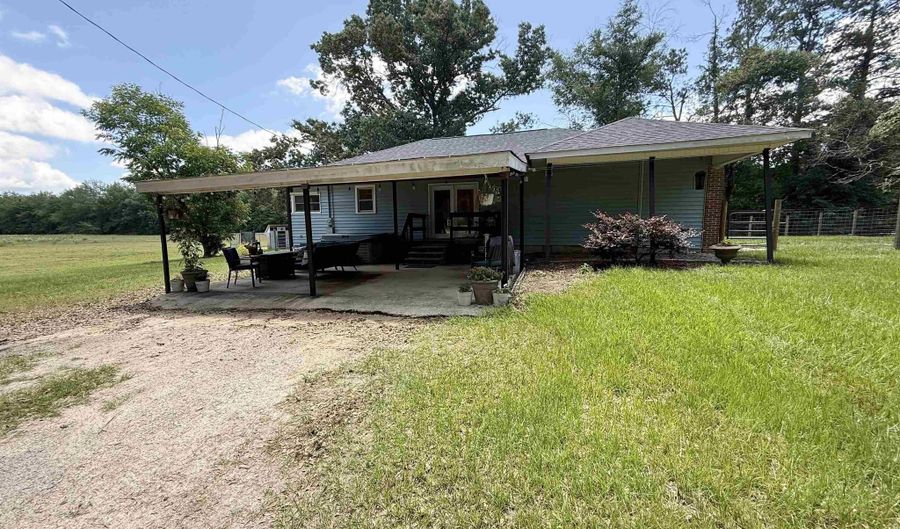 2901 Bethune Rd, Bethune, SC 29009 - 3 Beds, 2 Bath