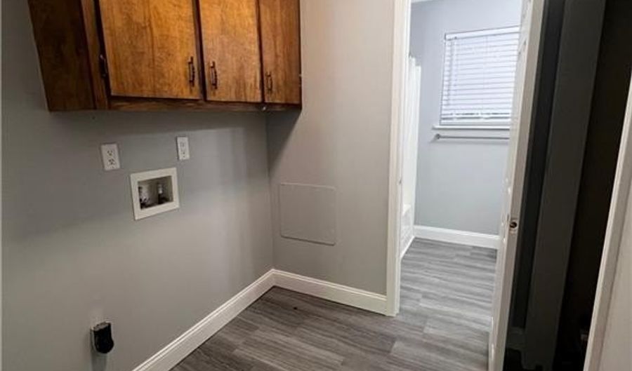 115 Boulder Trl, Athens, GA 30605 - 2 Beds, 1 Bath