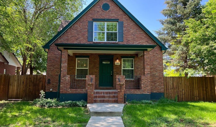 205 E Colorado Ave, Berthoud, CO 80513 - 4 Beds, 4 Bath