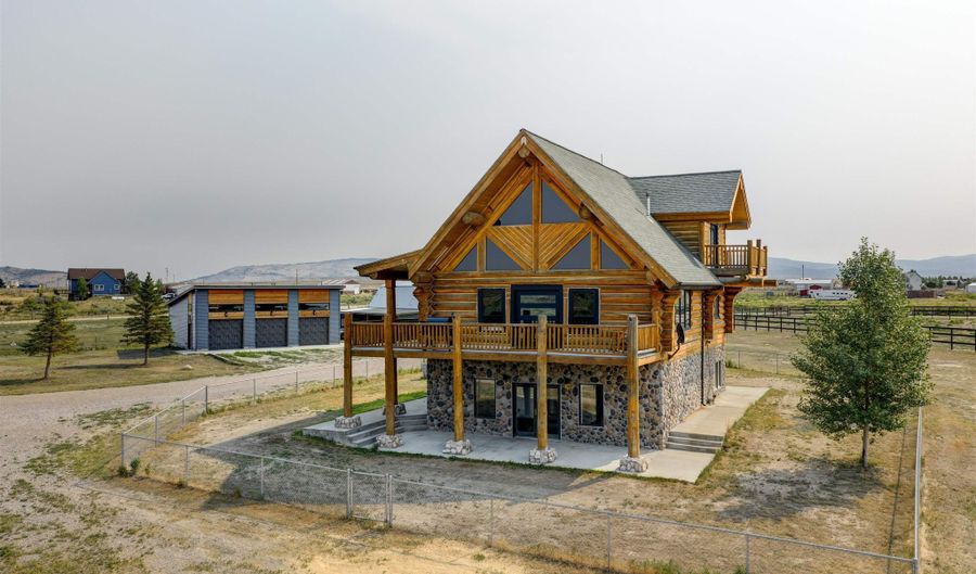 13876 Bates Creek Ln, Casper, WY 82604 - 4 Beds, 3 Bath