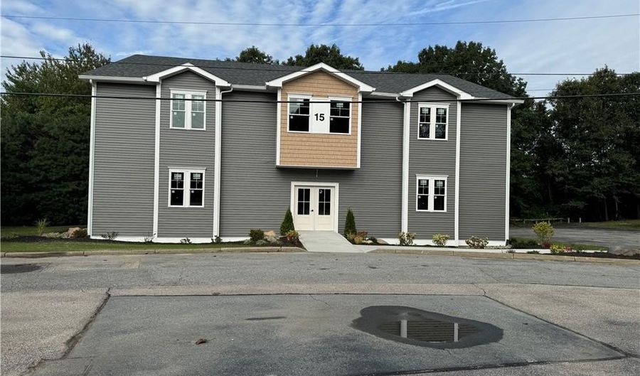 33 College Hill Rd Blg 15, Warwick, RI 02886 - 0 Beds, 0 Bath