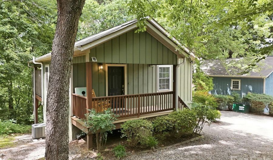 27 29 & 31 A/B Brown Rd, Asheville, NC 28806 - 6 Beds, 6 Bath