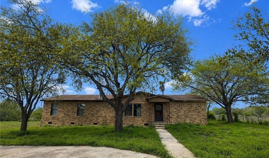 994 CR 170, Alice, TX 78332 - 3 Beds, 2 Bath