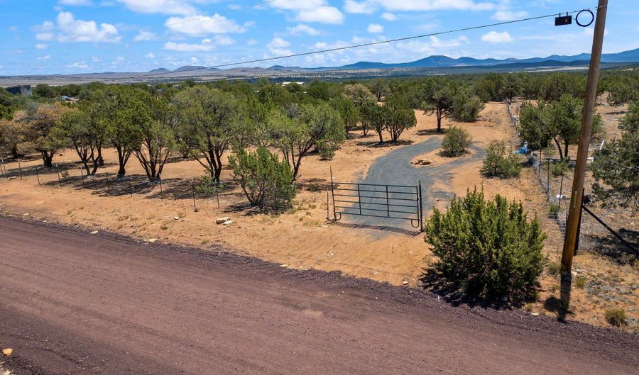 6 County Rd 8021, Concho, AZ 85924 - 0 Beds, 0 Bath