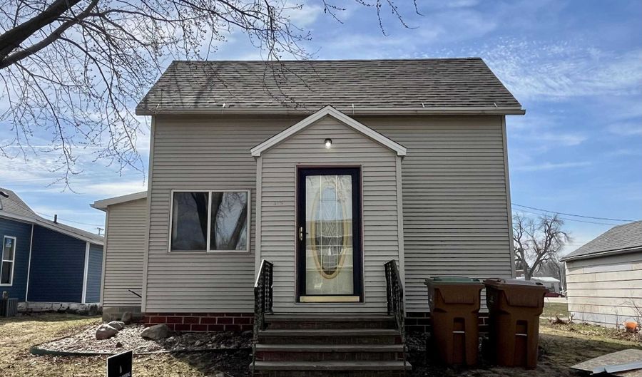 205 GRAPE, Albert City, IA 50510 - 2 Beds, 1 Bath