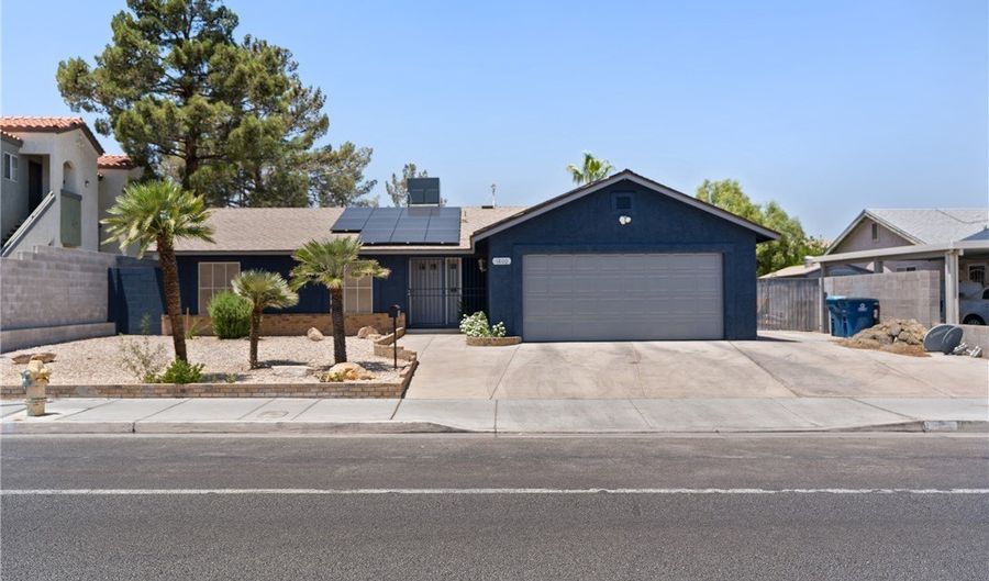 1800 N Torrey Pines Dr, Las Vegas, NV 89108 - 3 Beds, 2 Bath