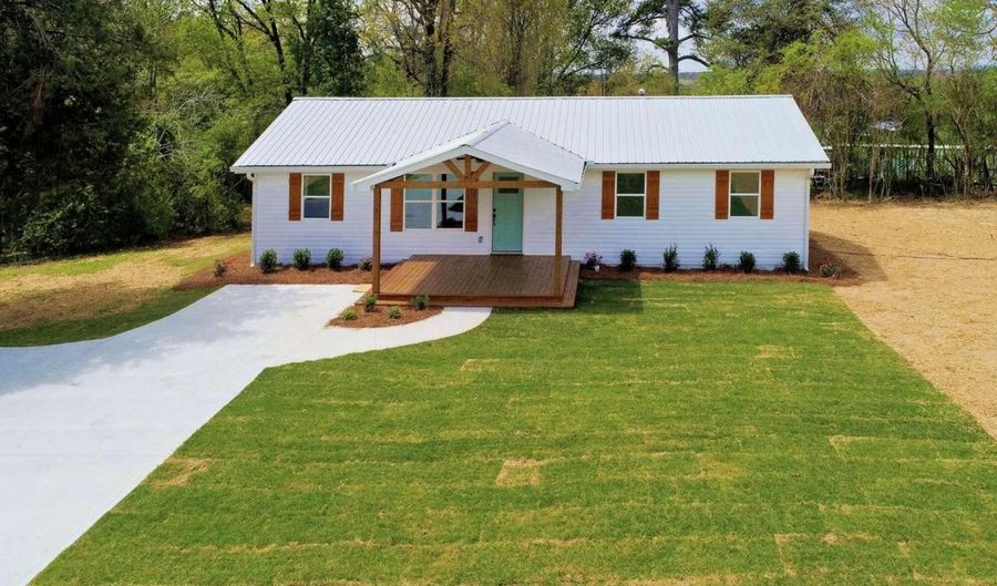 6313 Ransom Free Rd, Clermont, GA 30527 - 4 Beds, 2 Bath