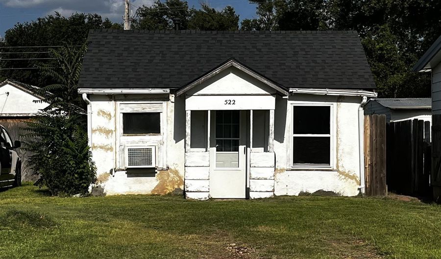 522 Avenue B, Beaver, OK 73932 - 2 Beds, 1 Bath