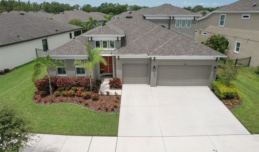 7401 PARADISO Dr, Apollo Beach, FL 33572 - 5 Beds, 4 Bath