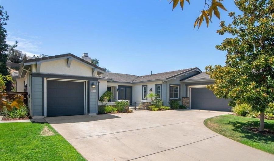 3219 Hidden Estate Ln, Escondido, CA 92027 - 4 Beds, 4 Bath